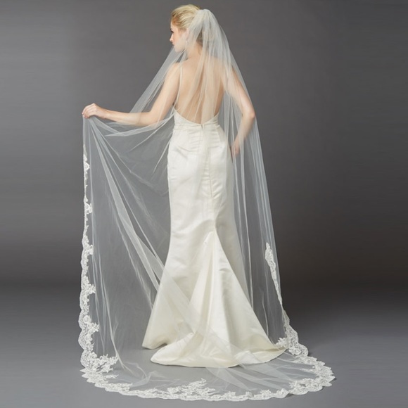 ✨Embroidered Cathedral Ivory Wedding Veil✨ main image 7